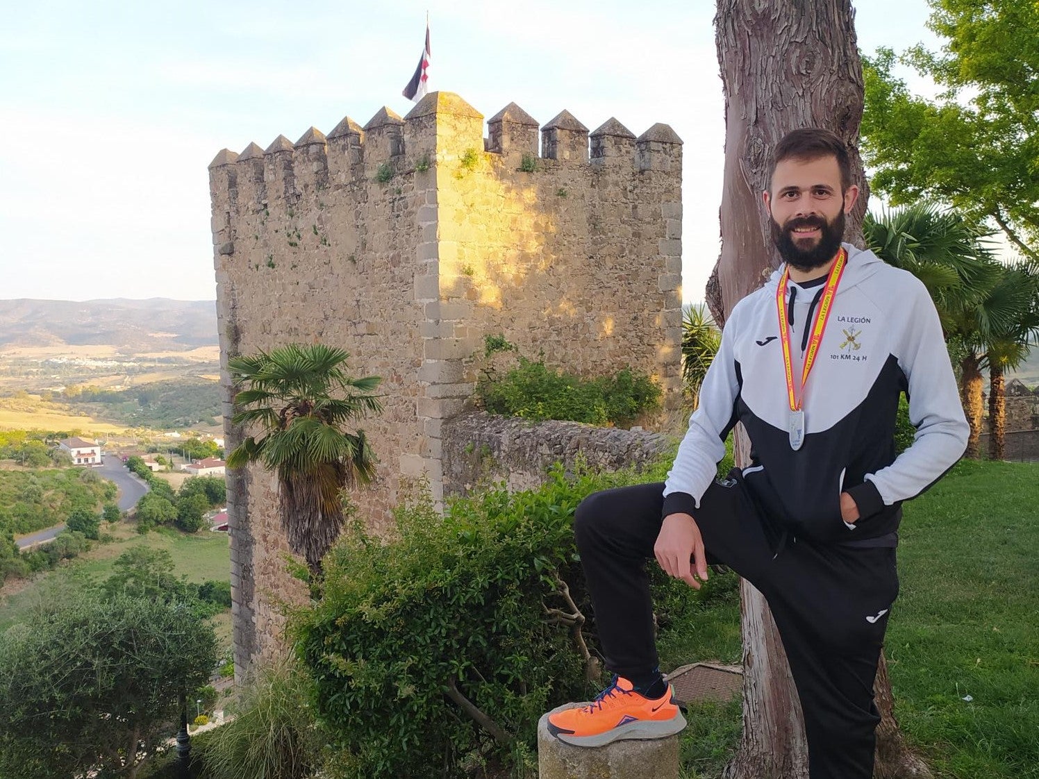 Orgulloso de haber conseguido cumplir con el reto propuesto