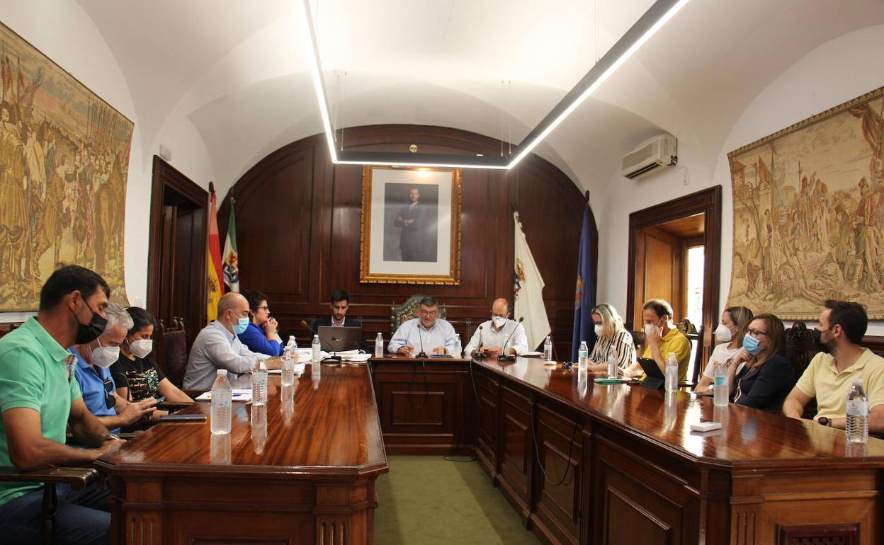 Sesión plenaria del lunes pasado 