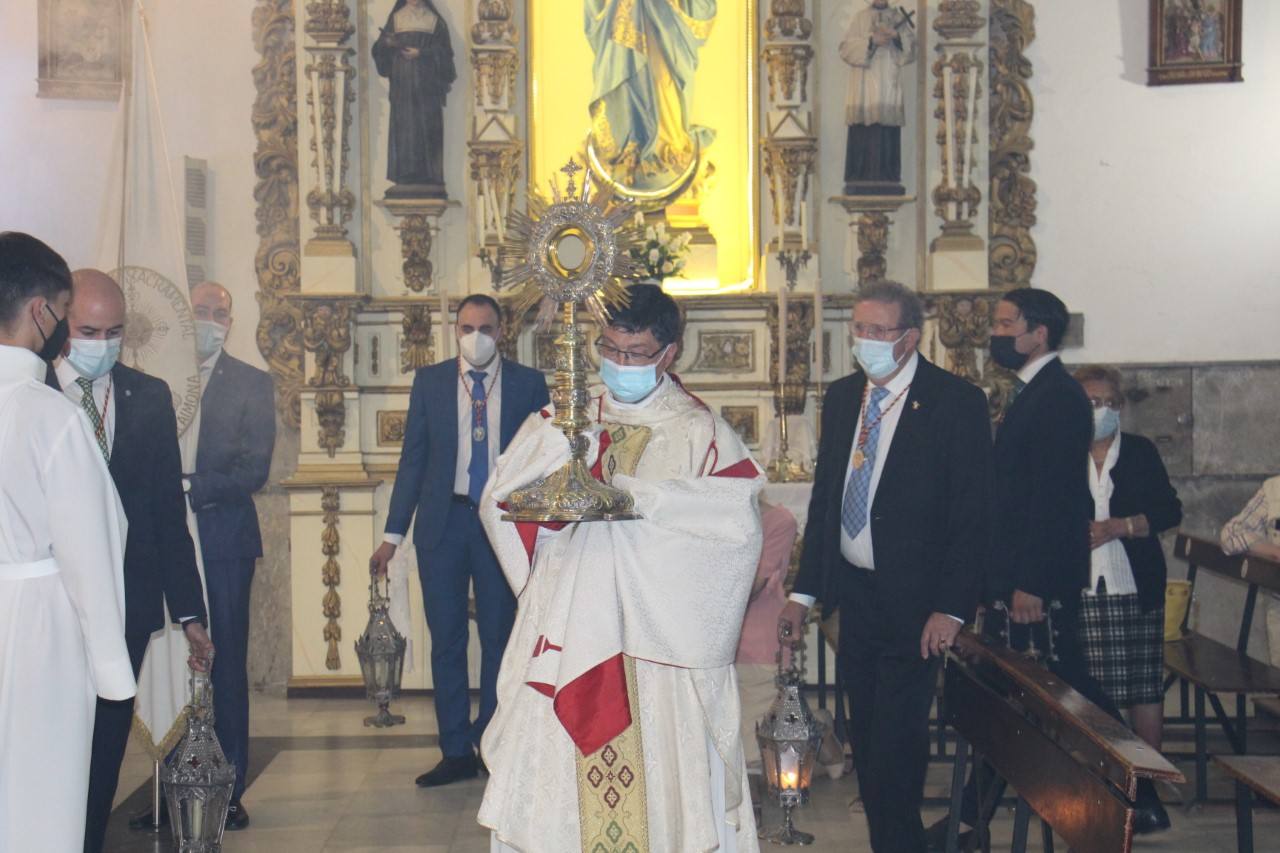 El pasado año y el anterior la procesión se celebró por el interior de la Iglesia 