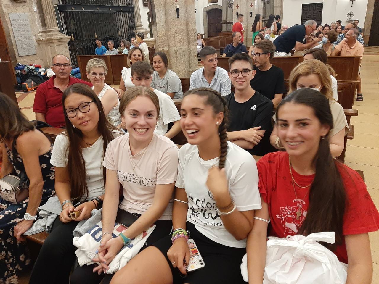 Algunos de los jovenes santeños 