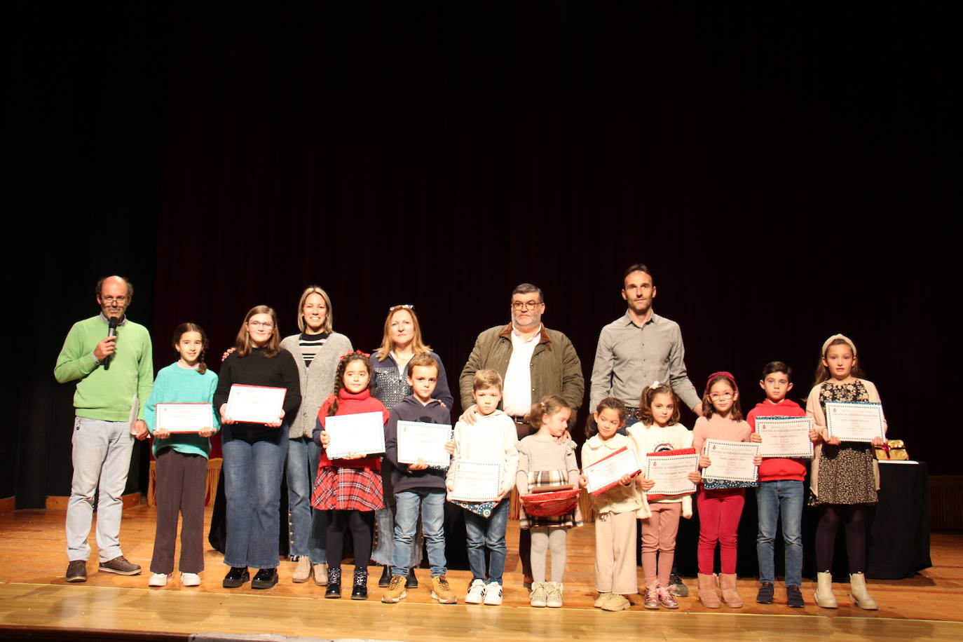 Entrega de premios de los concursos de Navidad 