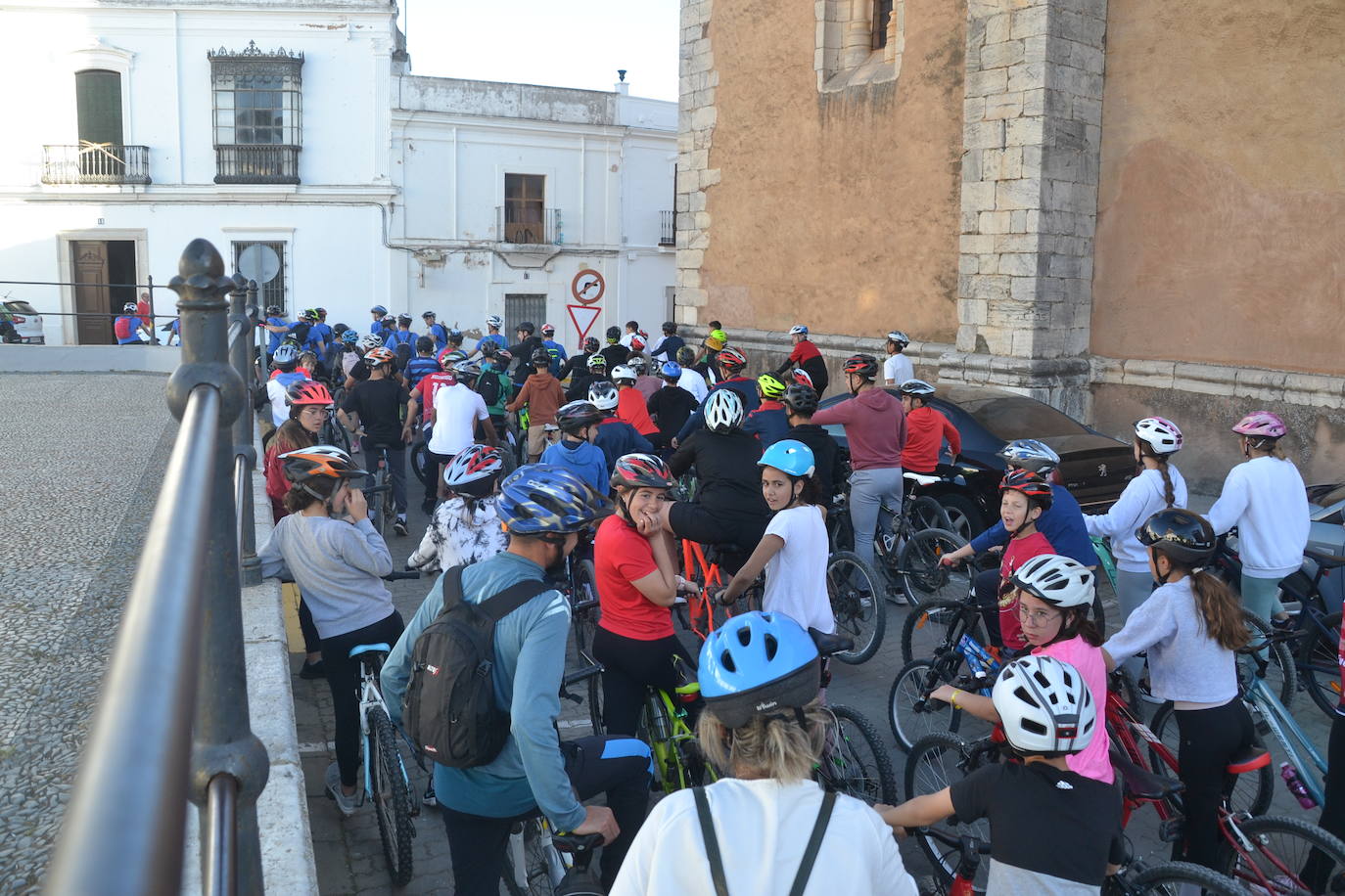 El paso por la plaza