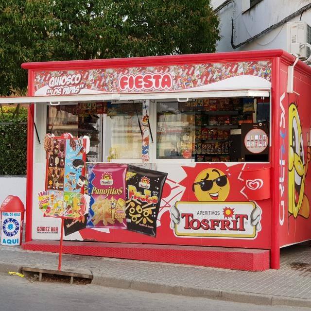 El quiosco 'Los Papas' cierra, tras 28 años de un gran servicio a los santeños