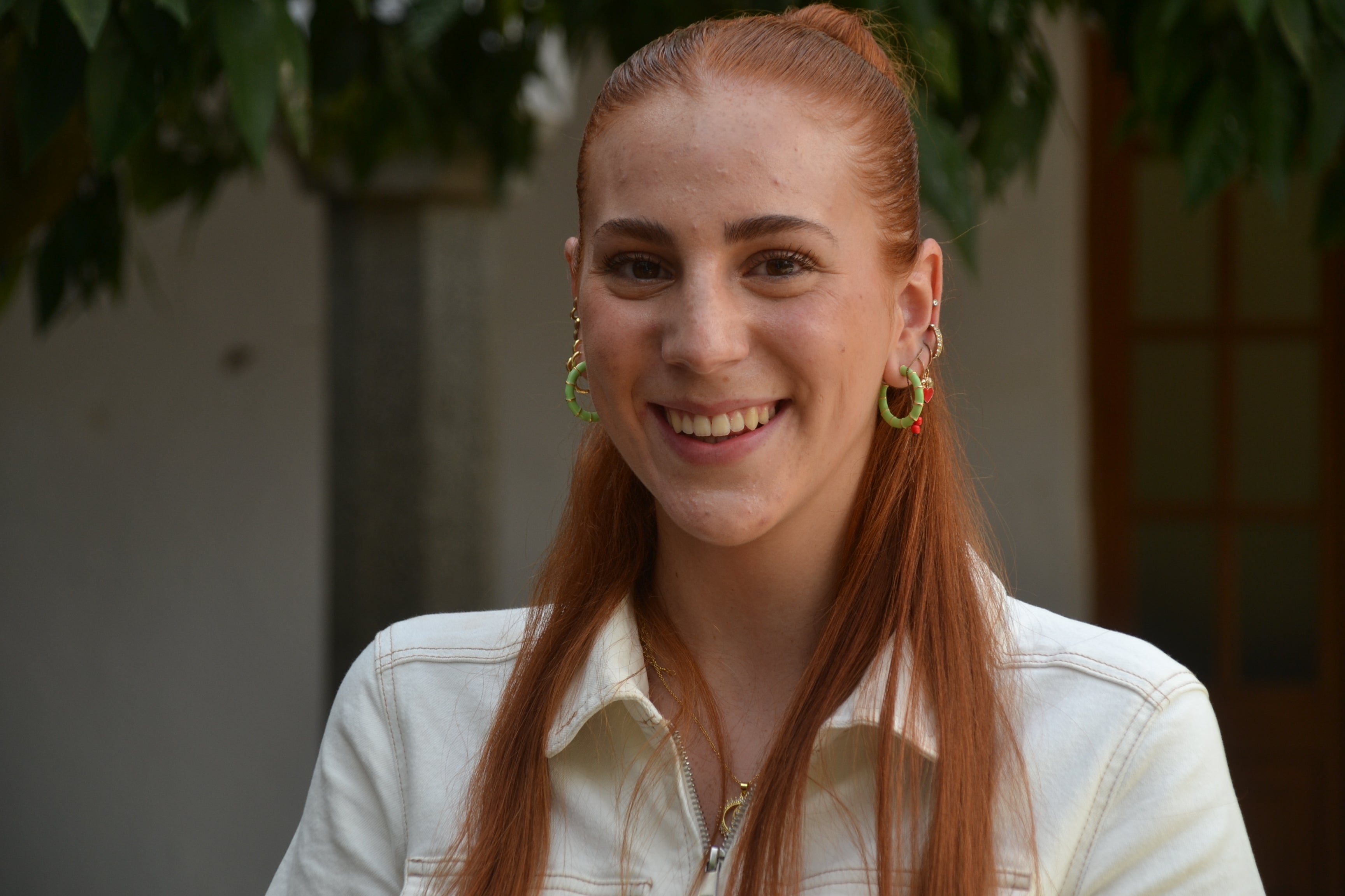 Elena Hernández tiene 18 años