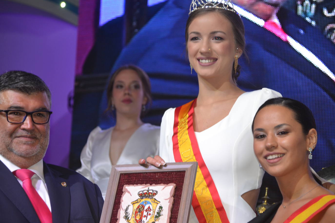 Marta Recién coronada