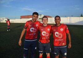 Los tres jovenes de refuerzo procedentes de Brasil