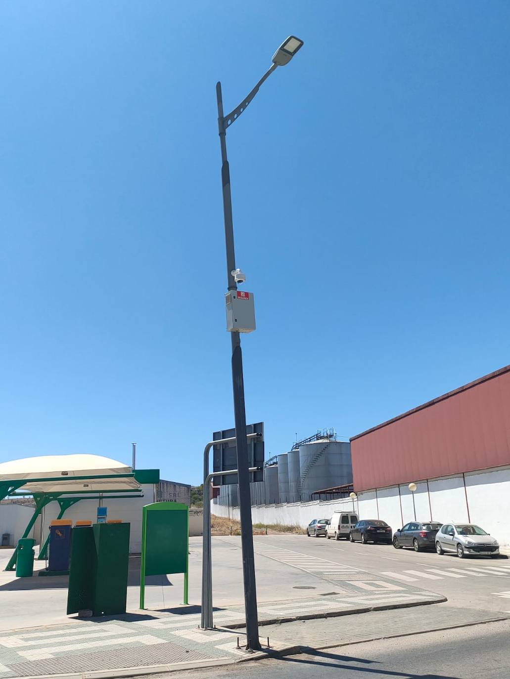 Cámaras a la entrada y salida del pueblo