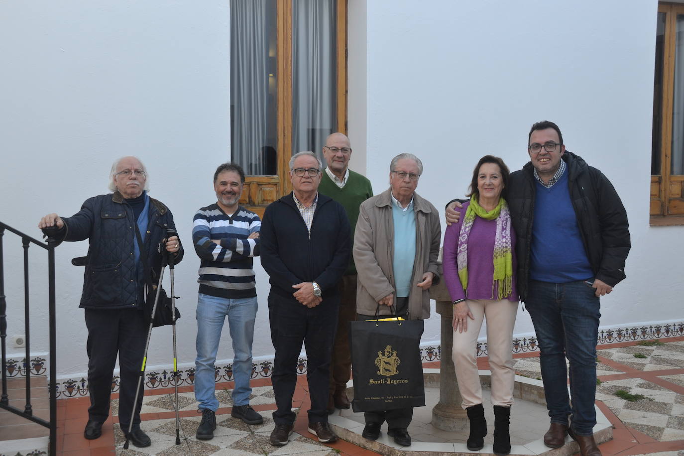 parte de la directiva de la AHCM junto a Juan Antonio