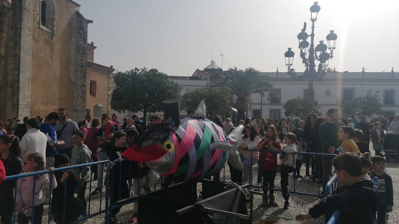 La sardina antes de ser quemada 