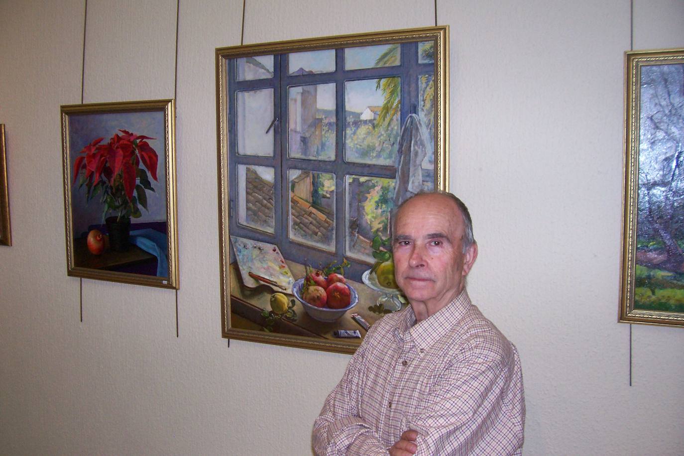 José Luis en una de sus exposiciones