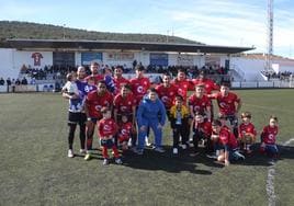 Equipo inicial de la Estrella frente al Zafra