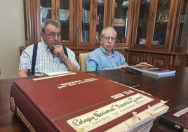 Los profesores Núñez y Candelario