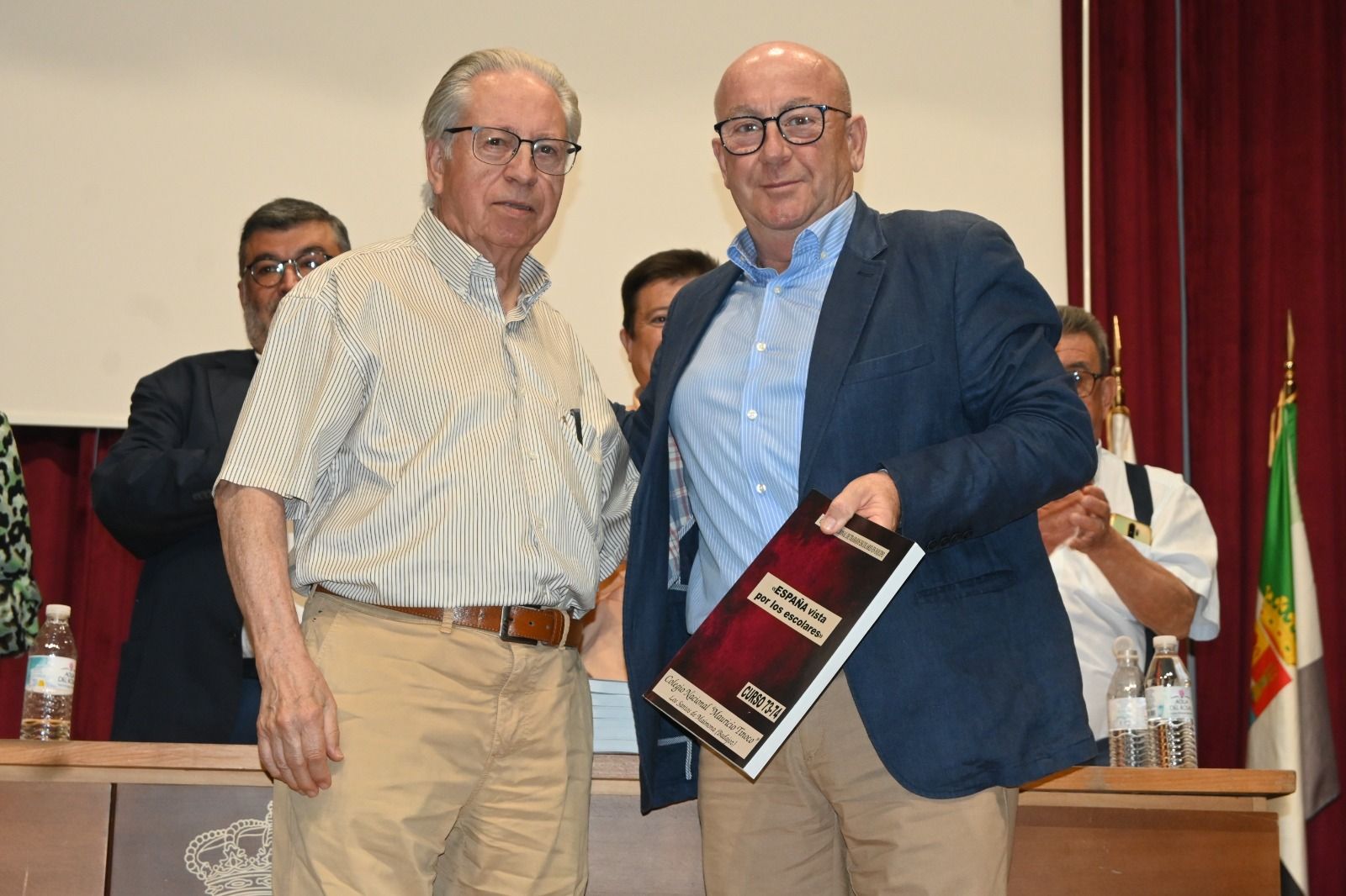 Juan Antonio Candelario y otro alumno quee fue autor de una parte