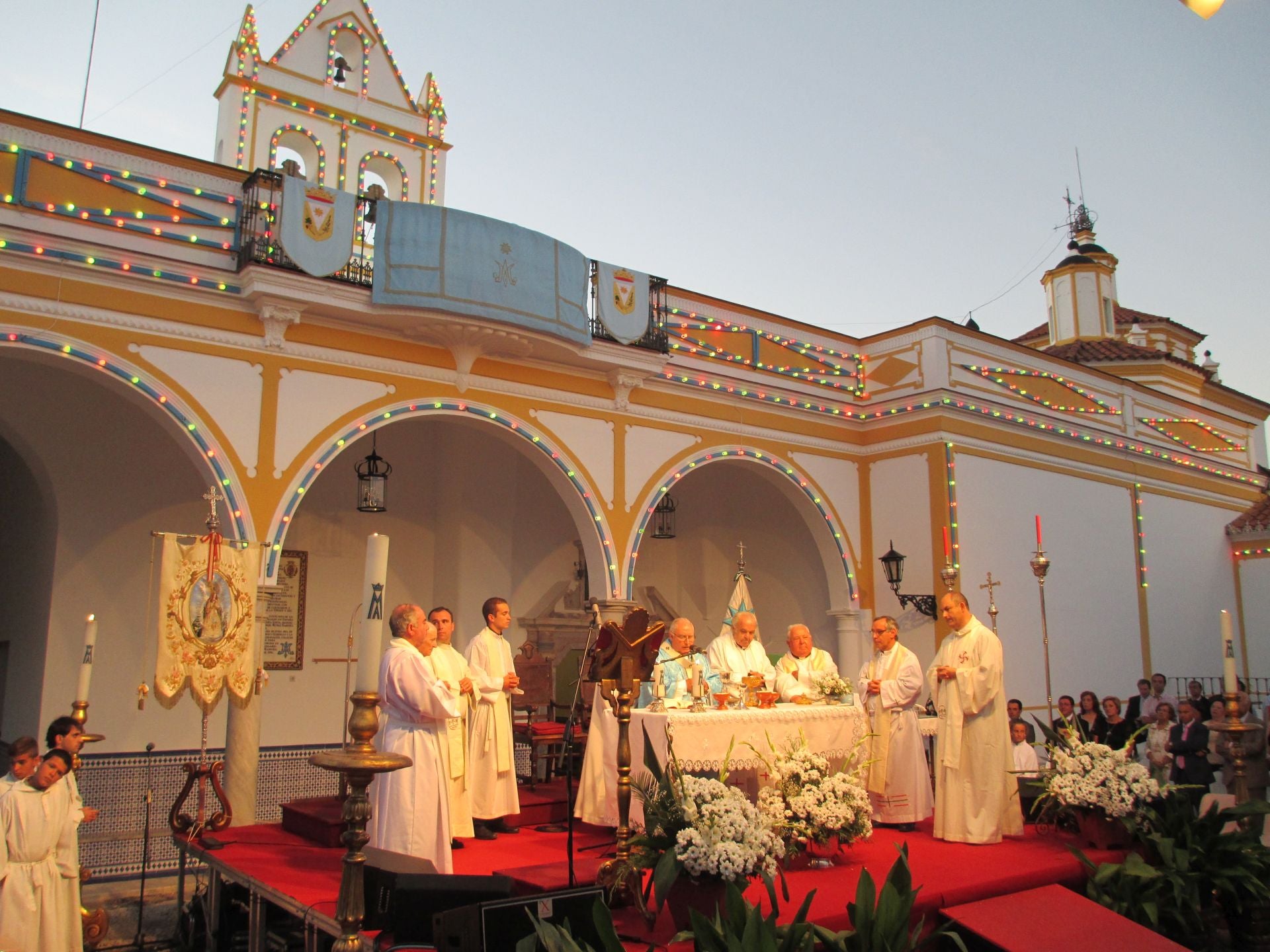 Ceremonia del XXX aniversario de la Coronación