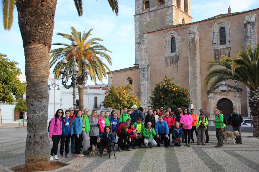 La Verea preparada para su salida por los campos santeños en busca del almendro en flor