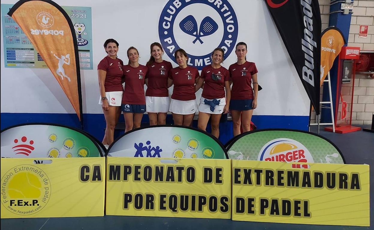 Equipo femenino de Pádel Malpartida. 