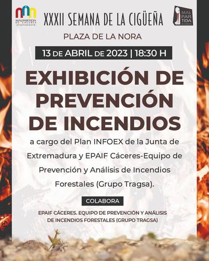 Exhibición de Prevención de Incendios en la Plaza de la Nora