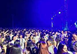 Unas 5.000 personas acudieron a la Noche Ibicenca de Malpartida de Cáceres.