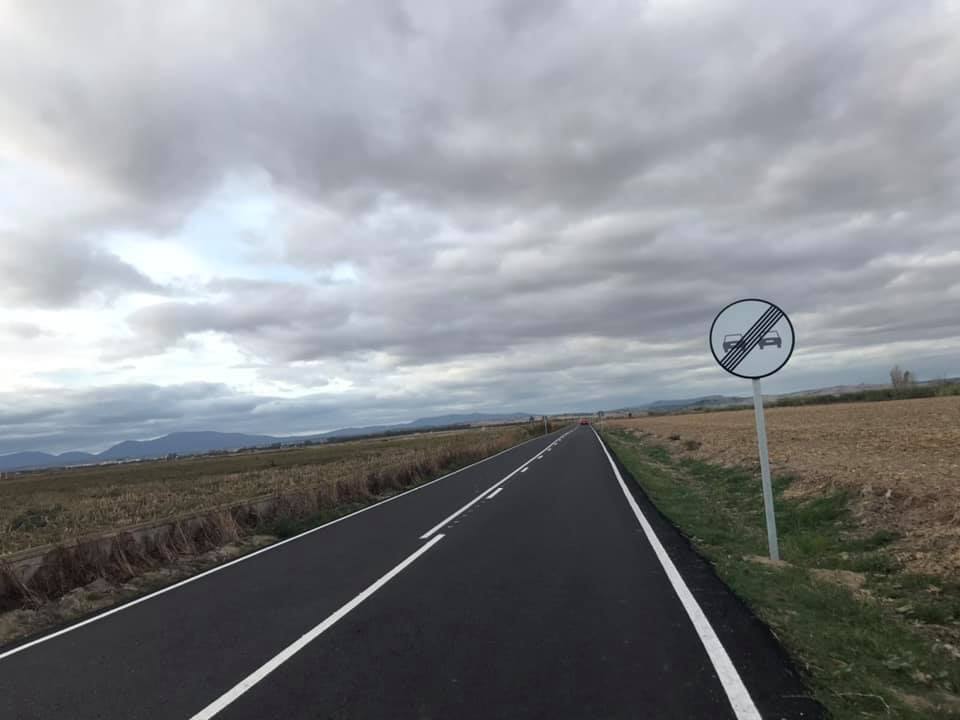 Tramo de la nueva carretera entre Miajadas y Casar de Miajadas / 