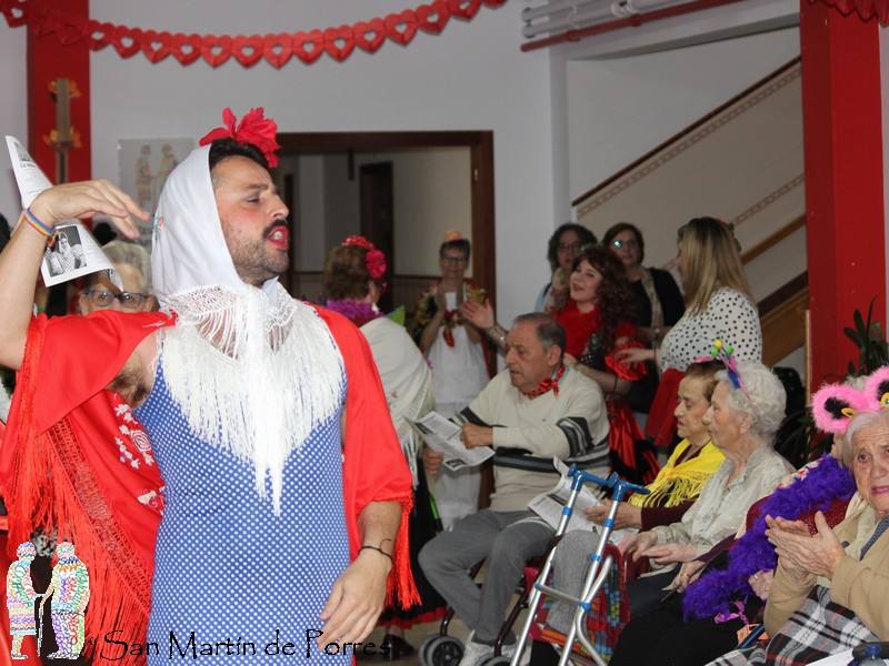 Los trabajadores del centro se han divertido tanto o más 