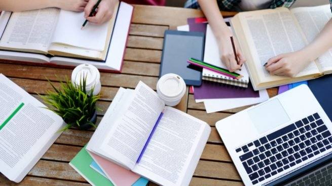 Cómo mantenerse ocupados durante el periodo de aislamiento: Practicar idiomas