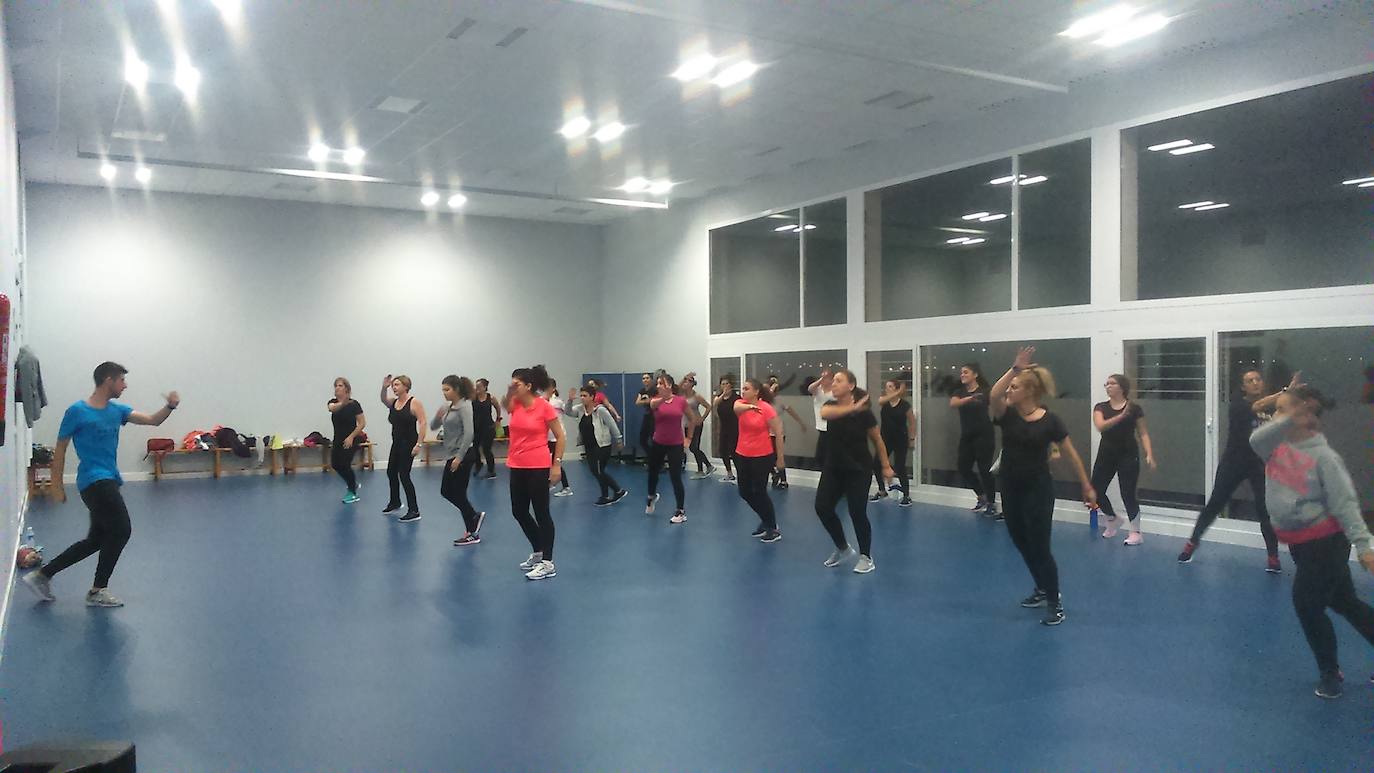 Clase de Cardio-Music impartida por Sergio García este invierno 