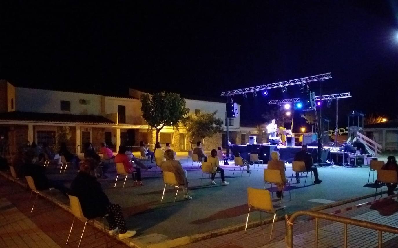 Concierto de Aurelio Gallardo en Alonso de Ojeda 