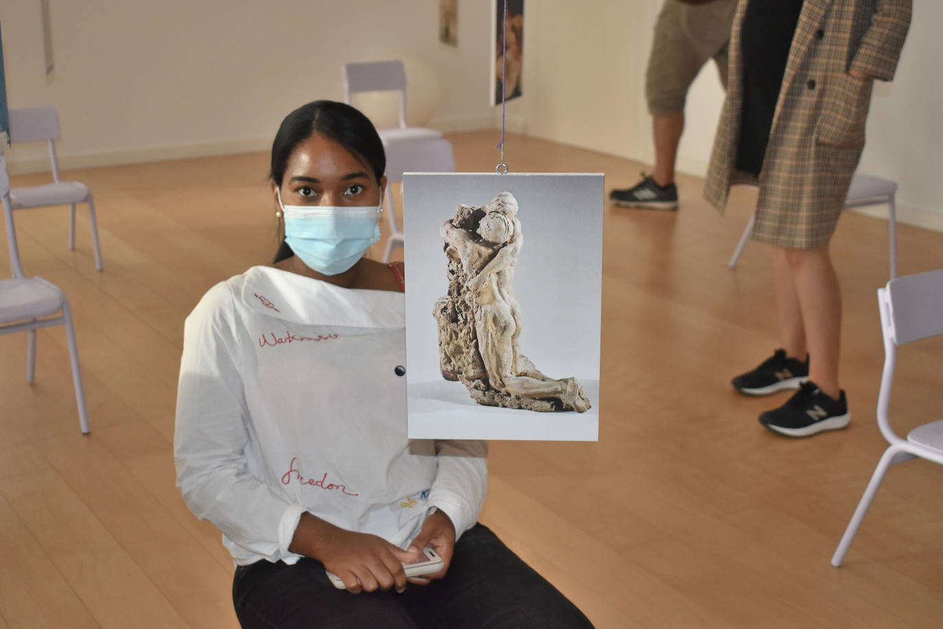 El Palacio Obispo Solís de Miajadas ha acogido durante las dos últimas semanas la exposición 'Mujeres artistas: 500 años, 2 décadas', de la artista extremeña Virginia Rivas. 500 años de arte femenino, de ingenio femenino, de talento femenino, de lucha femenina,... 500 años de grandes mujeres valientes. 