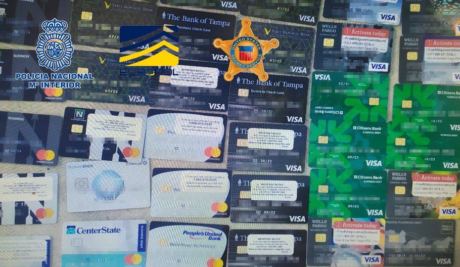 Tarjetas confiscadas 