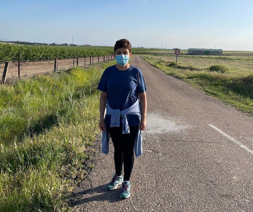 Ayer, 6 de abril, se celebró el Día Internacional del Deporte para el Desarrollo y la Paz, y los miajadeños se volcaron para poner su granito de arena. El Área de Deportes recibió una amplia respuesta a su propuesta convertida en fotografías de todos los deportistas con los que Miajadas tiene la suerte de contar. Voleibol, baloncesto, ciclismo, pádel, marcha, senderismo, running, ping pong, patinaje,... Todo lo que contribuya a la salud física es bienvenido. 