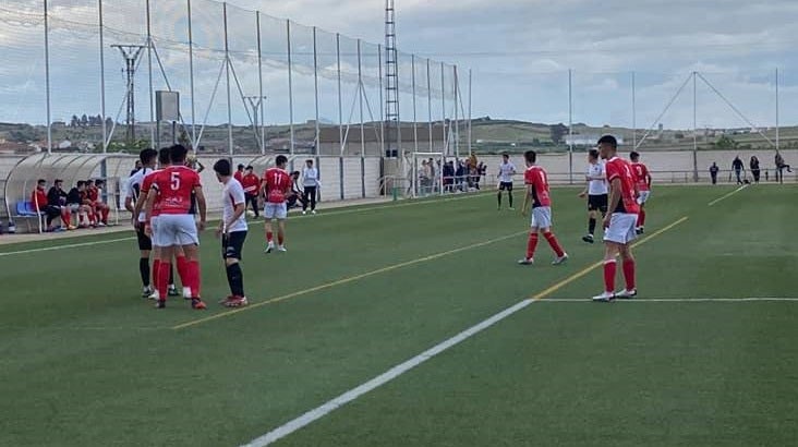 Partido de los juveniles del C.D. Miajadas contra la U.D. Montijo 