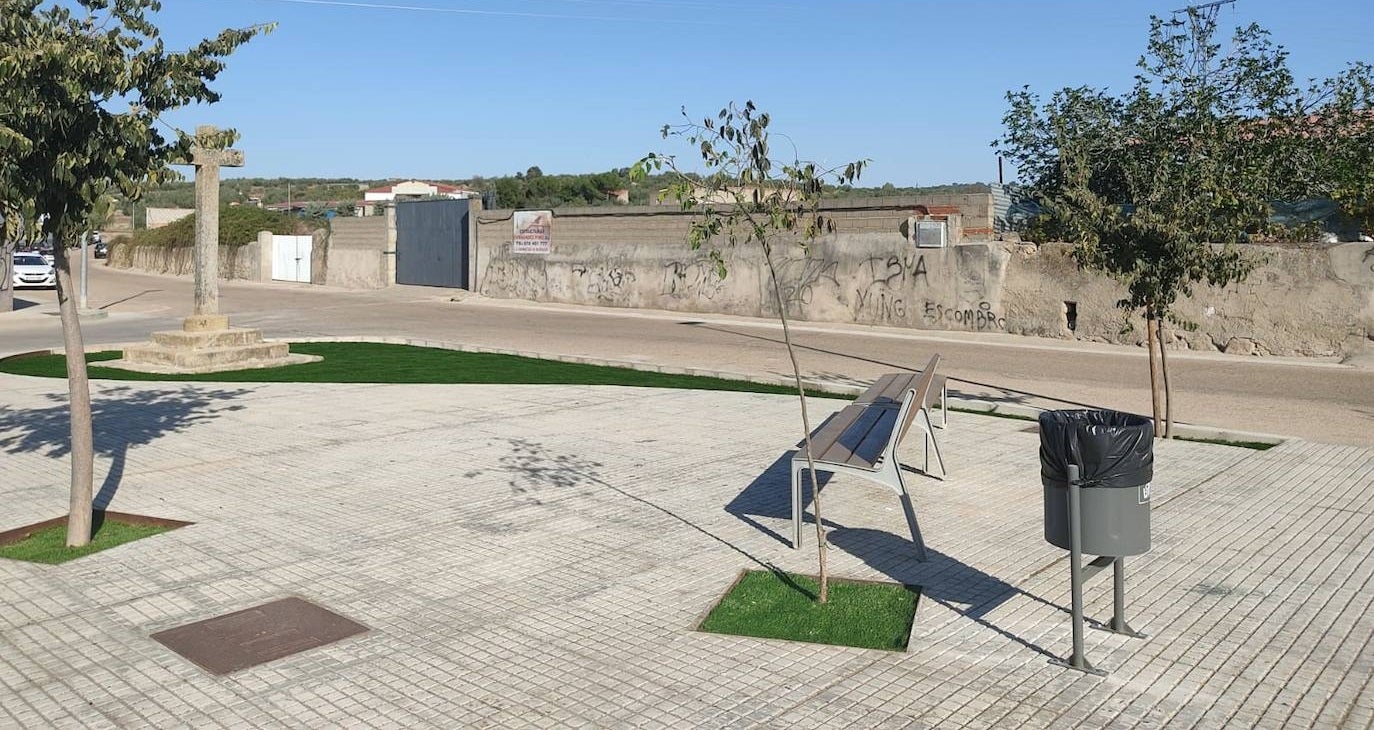 Mejoras en el Parque de la Cruz en Miajadas 