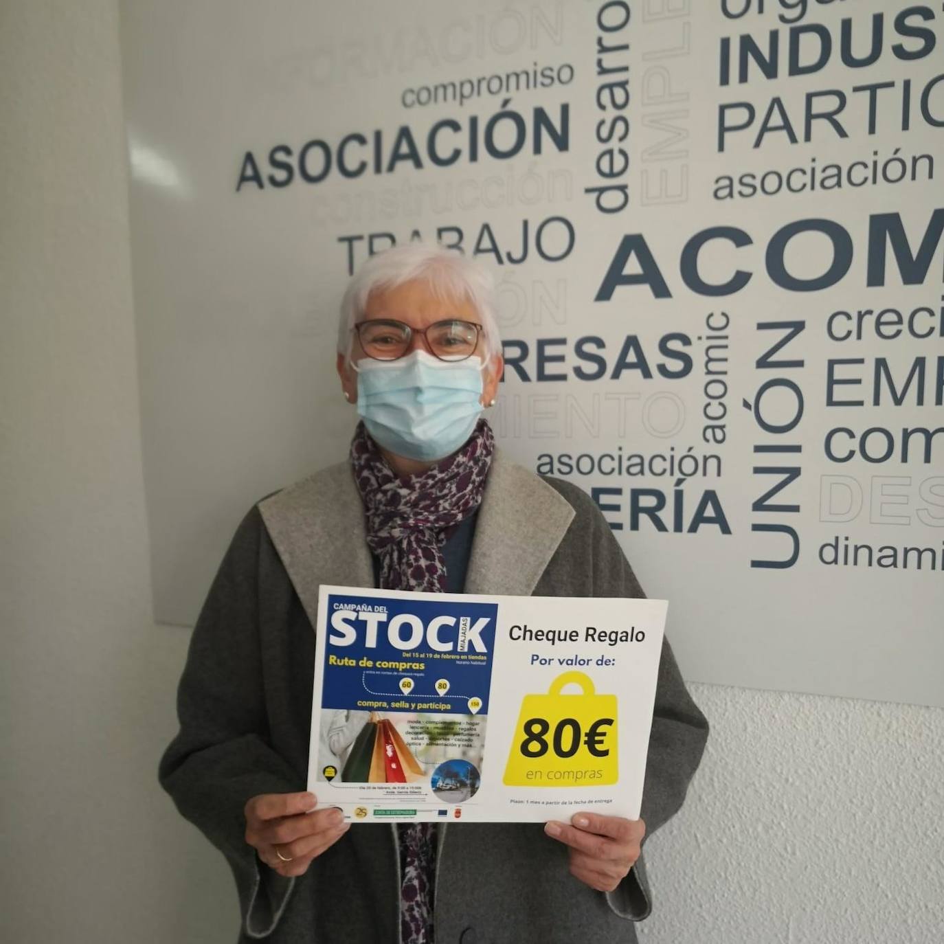Ana Isabel Rosas García, ganadora del cheque de 80 euros de la campaña del stock 