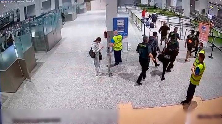 Detención en el aeropuerto 