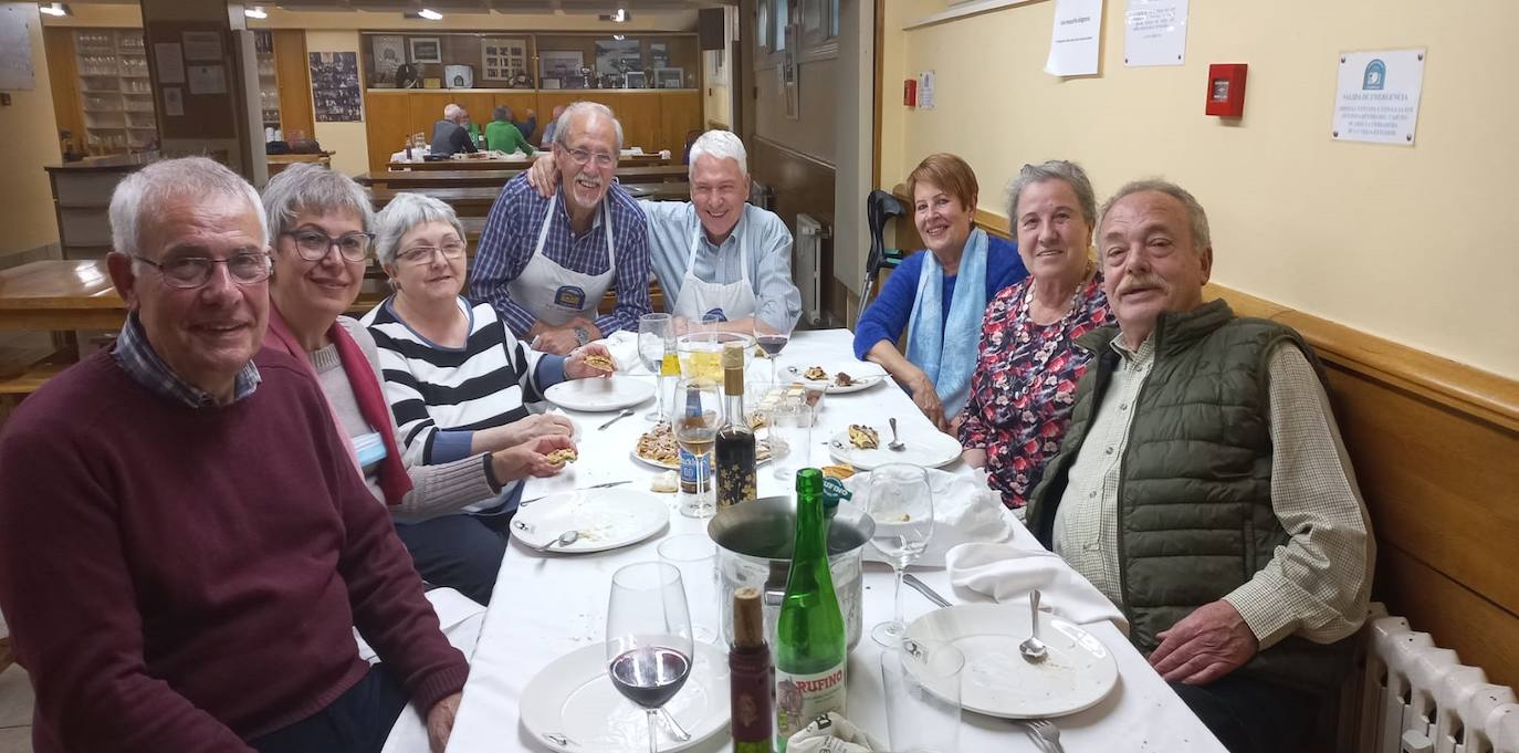 Desde la distancia: ¿Por qué no una sociedad gastronómica en Miajadas?