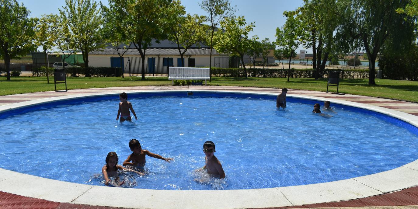 Vaso pequeño de la piscina municipal de verano de Miajadas 