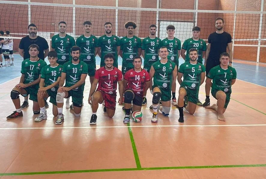Equipo de voleibol Extremadura Grupo Laura Otero temporada 2022-23 