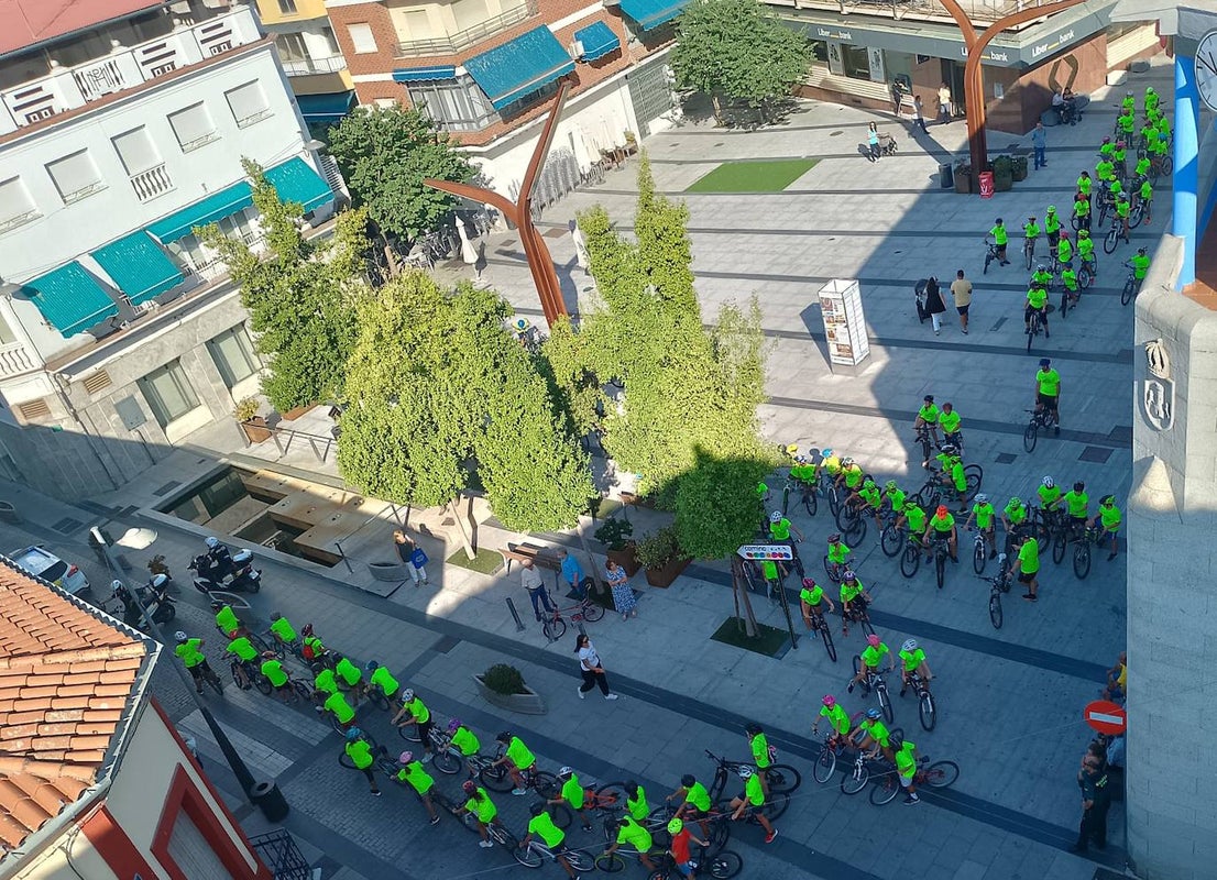 Miajadas ha vivido este 2022 su mejor Semana Europea de la Movilidad, al menos hasta la fecha, porque el municipio se supera año tras año. Mayores y pequeños disfrutaron durante dos semanas de gymkanas fotográficas, rutas andando o en bicicleta, concursos, ludotalleres, y premios a su compromiso con la sostenibilidad, entre otras muchas actividades. 