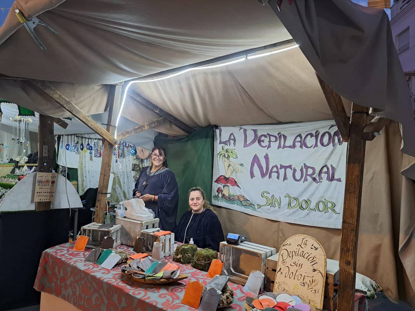 Del 11 al 13 de noviembre Miajadas retrocedió hasta la época medieval para llenar sus calles de magia y fantasía. Puestos de artesanía, gastronomía, talleres y pasacalles hicieron las delicias de vecinos de todas las edades, y también de visitantes que no quisieron perderse esta atracción turística y cultural. 