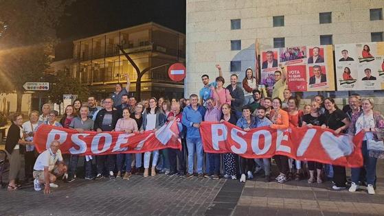 PSOE, bajo el lema 'En, por, para Miajadas, da el pistoletazo de salida al 28-M