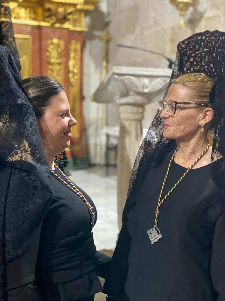 FOTOS: TODO HOMENAJE A UNA MADRE ES POCO