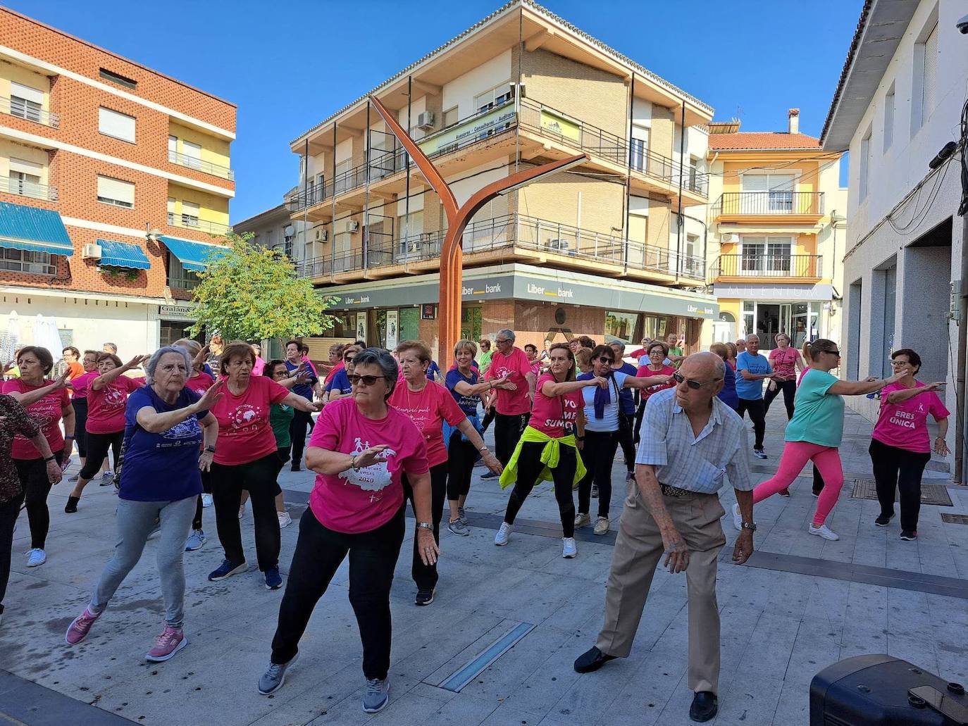 Los mayores miajadeños se mueven al aire libre