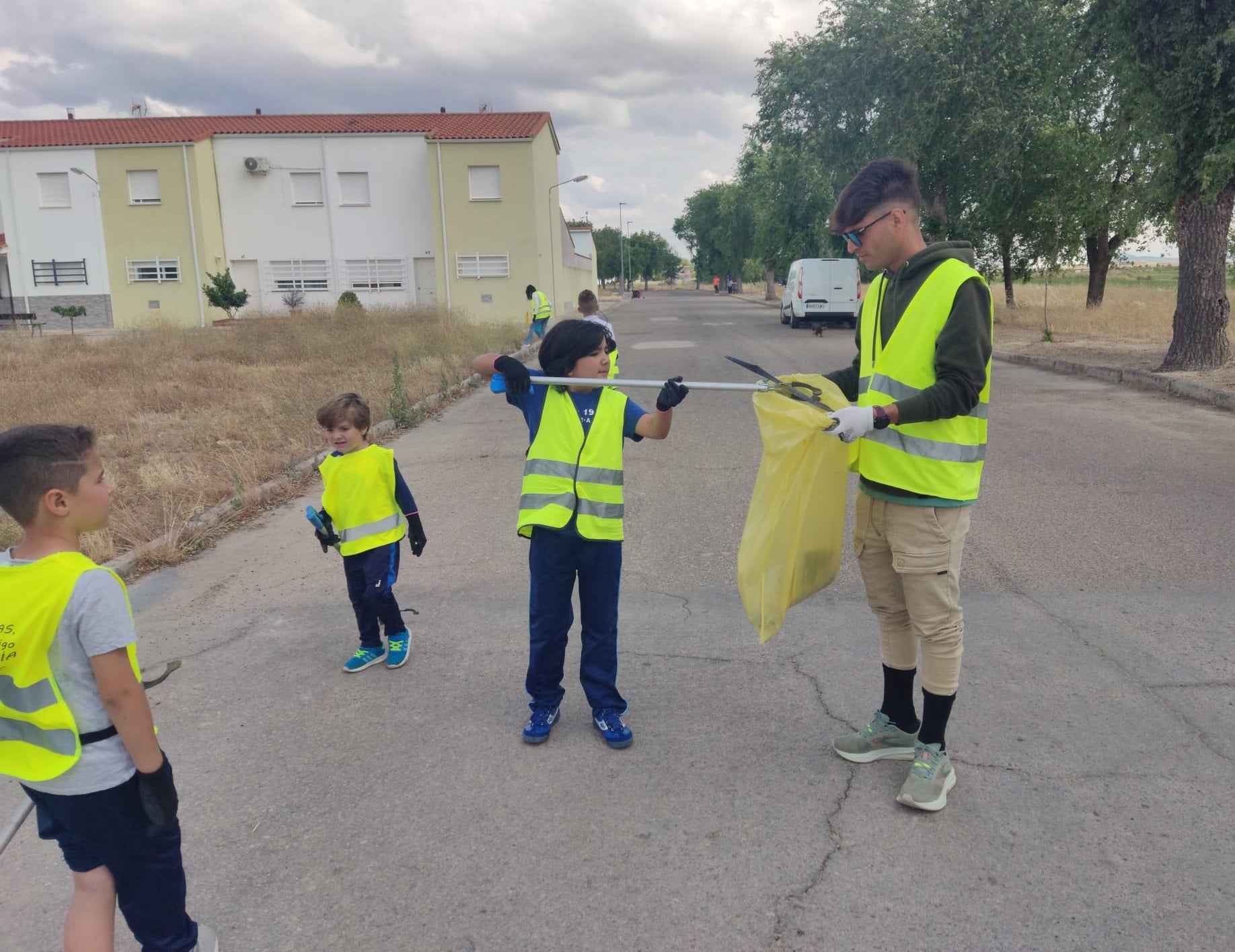 El alumnado del CRA El Manantial de Alonso de Ojeda recogió más de 44 kg de Basuraleza