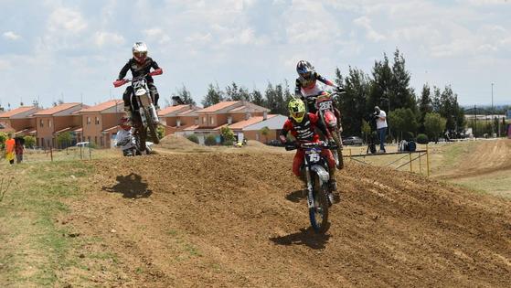 El circuito 'El Piloto' de Miajadas acogió el Campeonato de Extremadura MX