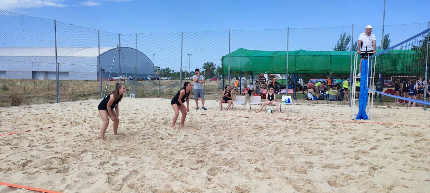 Eliminatoria del Campeonato de Voley Playa JUDEX llevada a cabo en Miajadas el 3 de junio