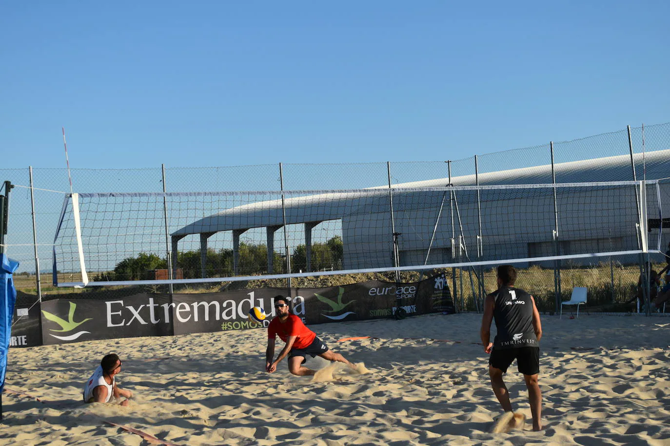 El Circuito Extremeño de Voley Playa en Miajadas en imágene