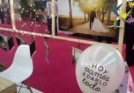 Los profesionales del sector de bodas y celebraciones se acercan al público en la feria 'Celebrarte'