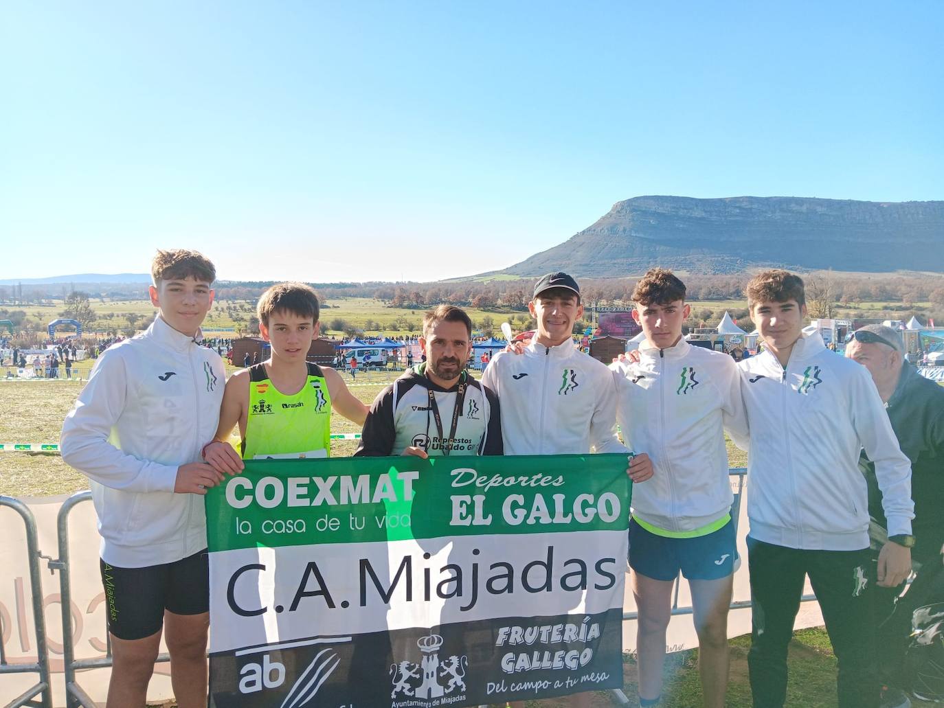 Los Sub-16 del Club Atletismo Miajadas, entre los 30 mejores equipos de España de Cross