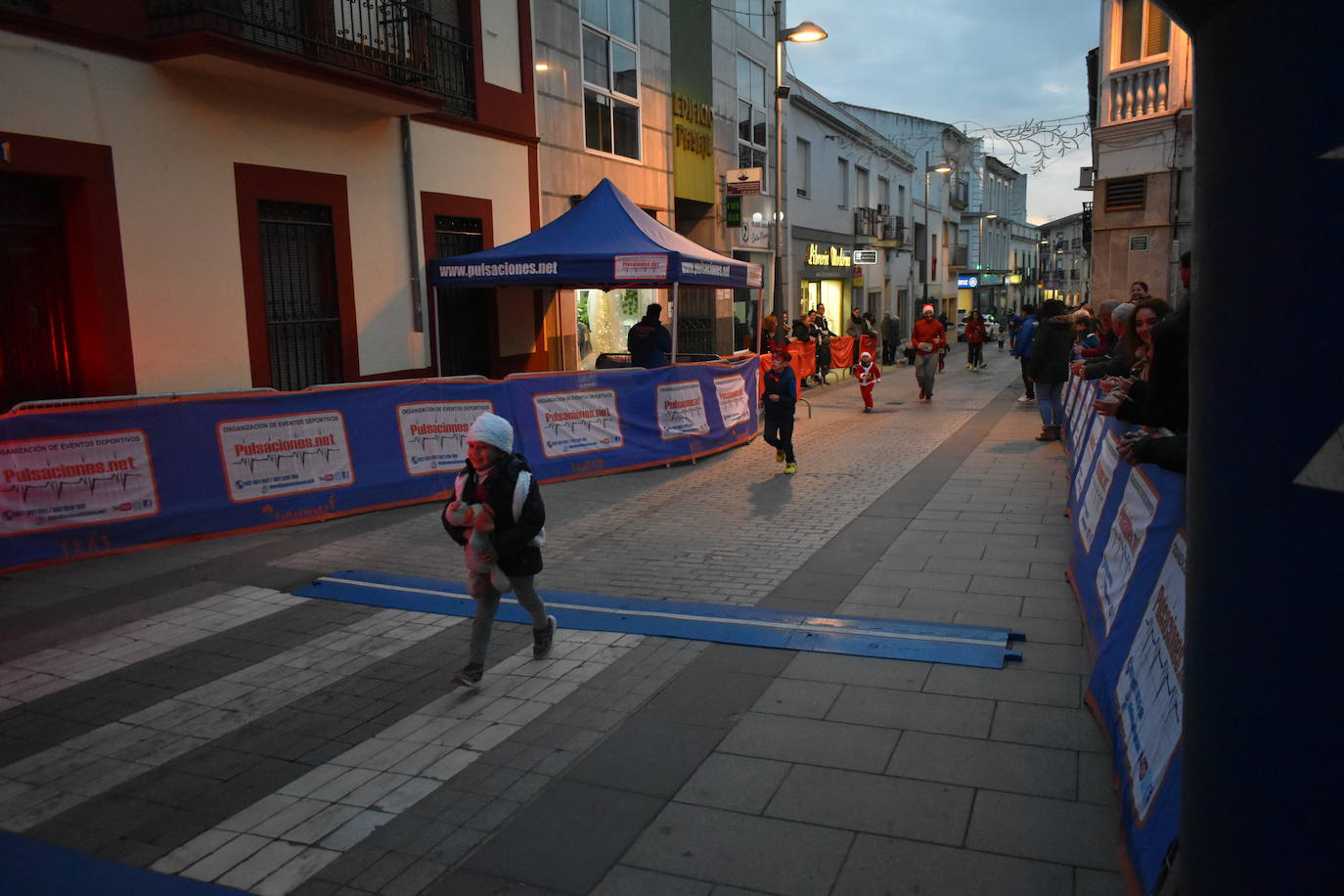 Fotos: La San Silvestre Miajadeña fue de las primeras en despedir el 2023