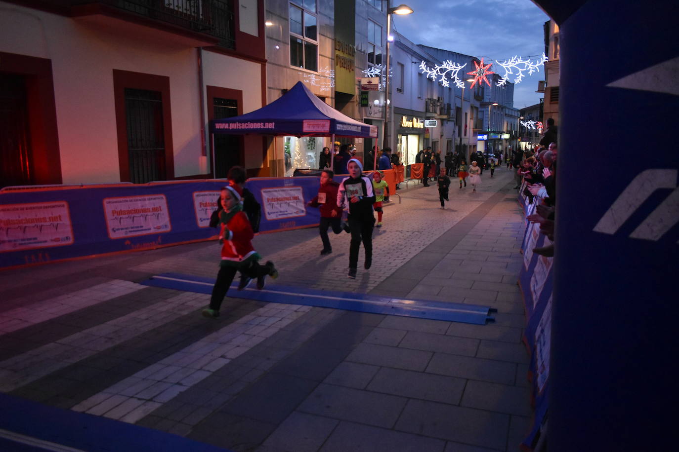 Fotos: La San Silvestre Miajadeña fue de las primeras en despedir el 2023